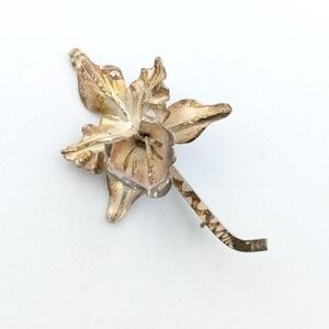 Vintage sterling silver hand crafted iris brooch